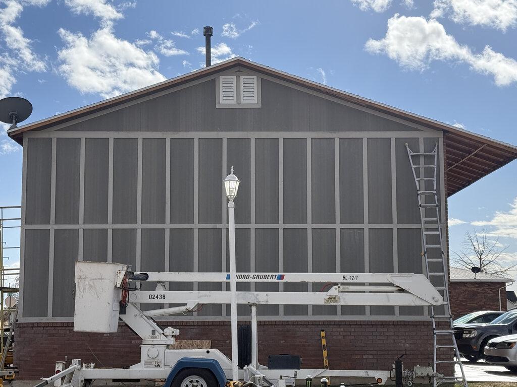 White Rhino Roofing & Construction