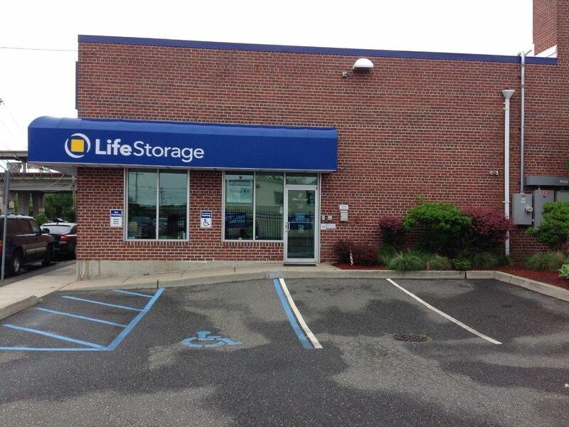 Extra Space Storage