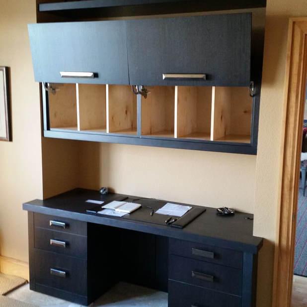 C J's Custom Cabinets LLC