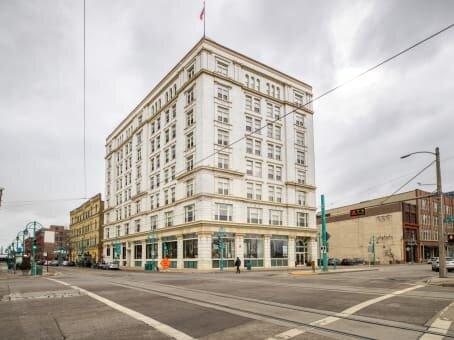 Regus - Milwaukee - Third Ward