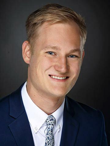 Zachary Sippl-Mutual of Omaha Advisor