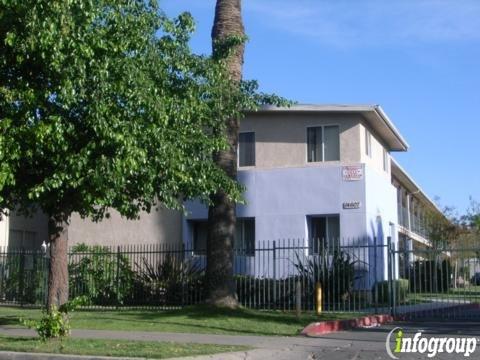 Blythe Street Apartments L Pt