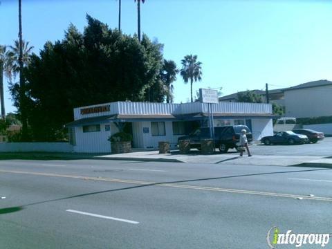 Laura Lee, DDS - Chester Jeng Inc