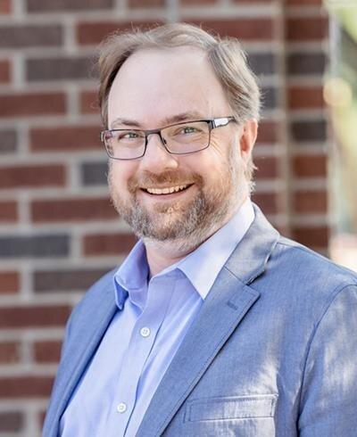 Kasey Hafenbrack-Financial Advisor, Ameriprise Financial Services, LLC