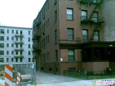 Claypoole Apartments