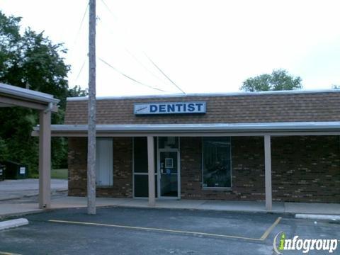 Stewart G Sachtleben, DDS