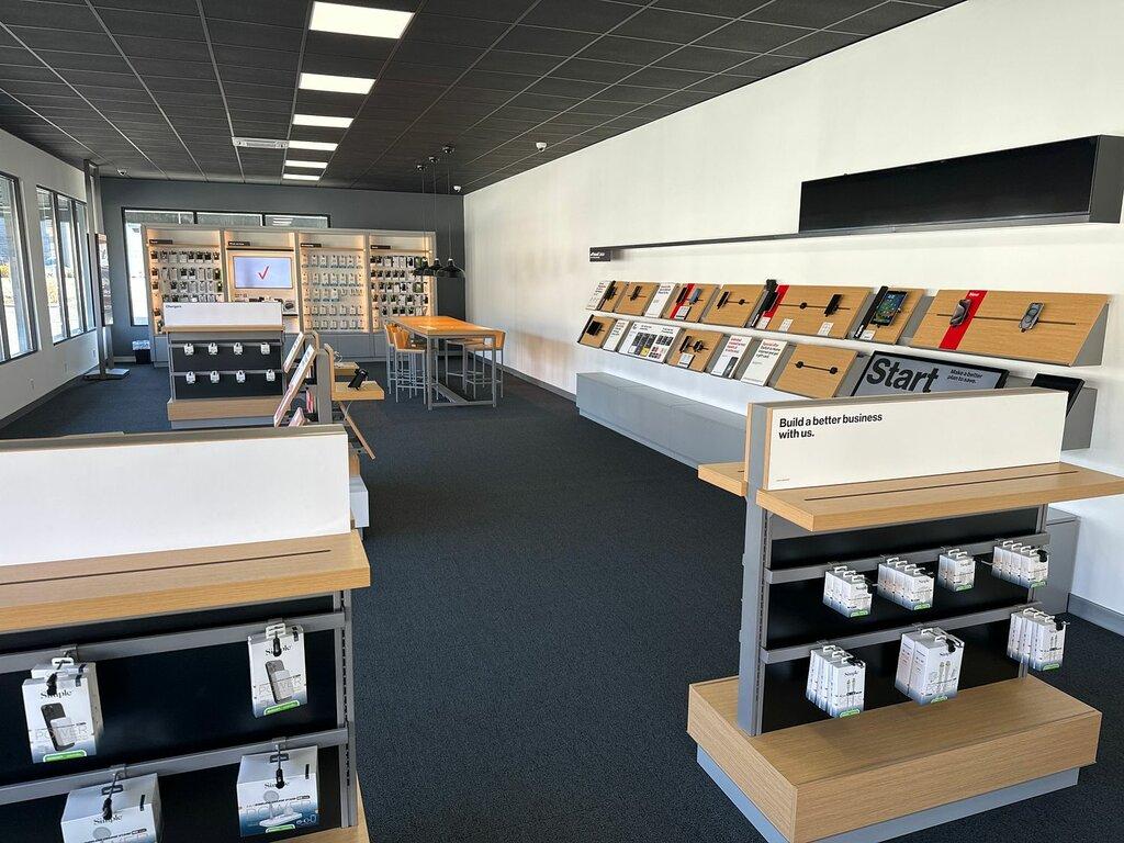 Russell Cellular-Verizon Authorized Retailer