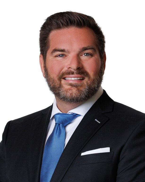 Merrill Lynch Financial Advisor Gabriel Campbell