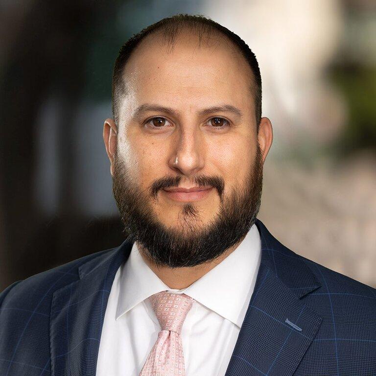 Merrill Lynch Financial Advisor Aaron Gutierrez