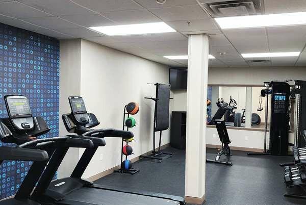 La Quinta Inn & Suites by Wyndham Lake George