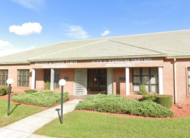 Dr Alex Johnson Orthodontics