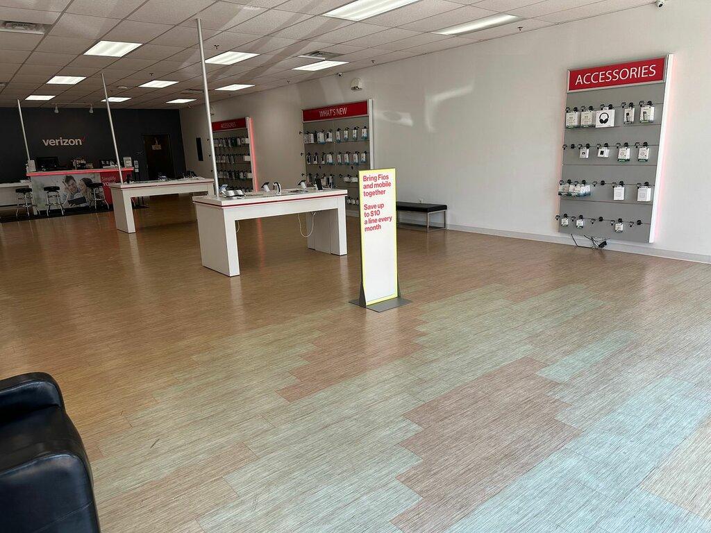 Russell Cellular-Verizon Authorized Retailer
