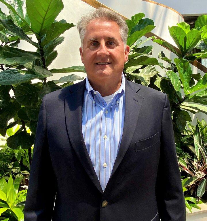 Merrill Lynch Financial Advisor William Simon