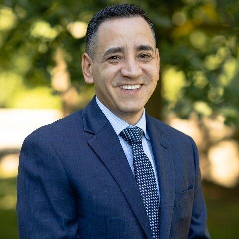 Merrill Lynch Financial Advisor Andres Castano