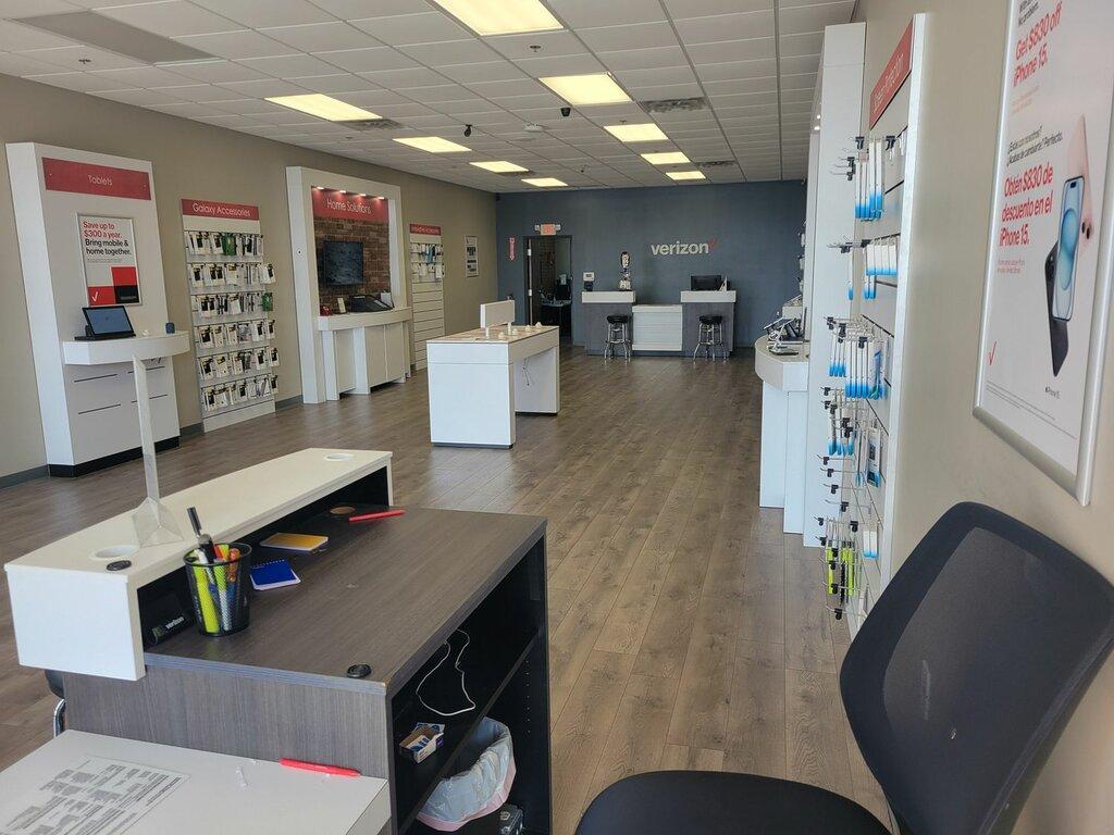 Russell Cellular-Verizon Authorized Retailer