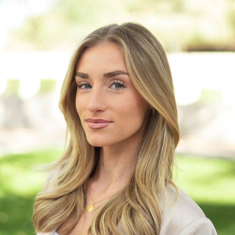 Merrill Lynch Financial Advisor Helena Pereira