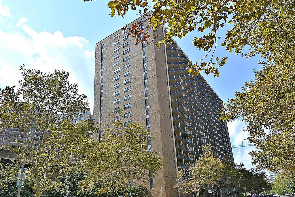 The Point at Pentagon City