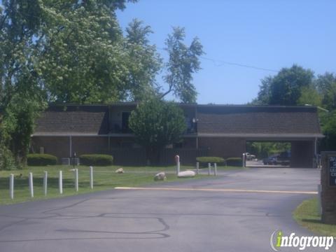 Villa Paree Apartments