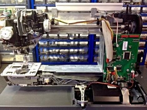 Machine A Coudre West Island