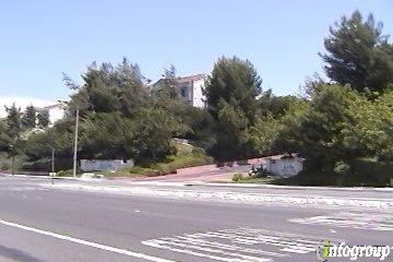 Emerald Pointe Apartments