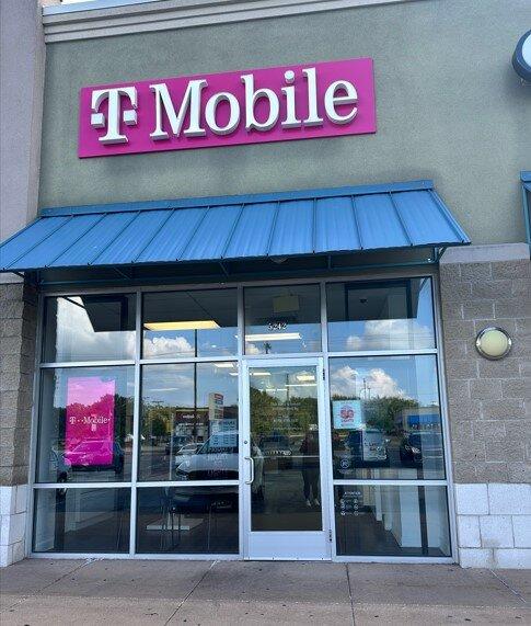 T-Mobile Authorized Retailer