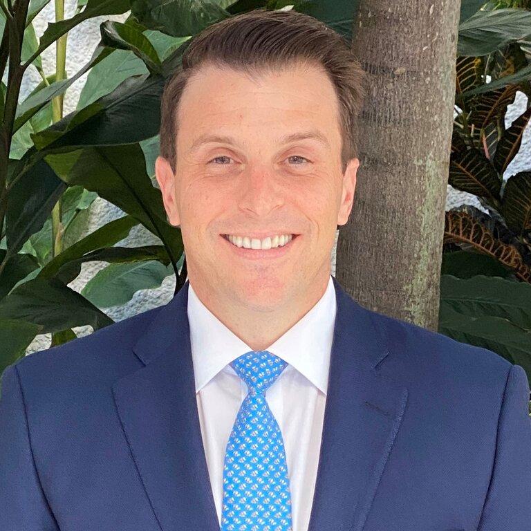 Merrill Lynch Financial Advisor Andres Alminana