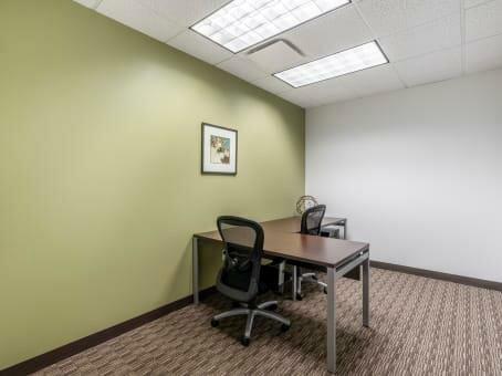Regus-Illinois, Downers Grove-Executive Towers West
