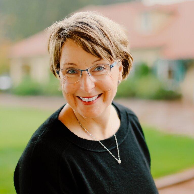 Merrill Lynch Private Wealth Advisor Kristen Buxton