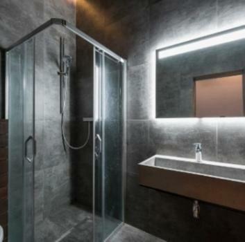 Gatsby Glass of Lincoln