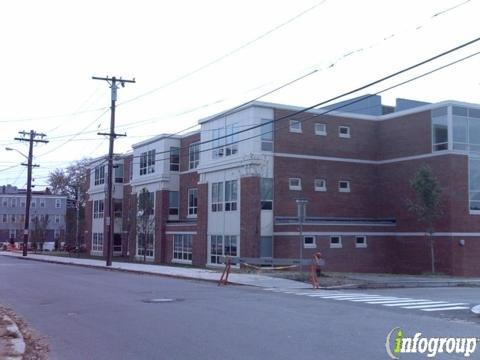 Arthur T Cummings School