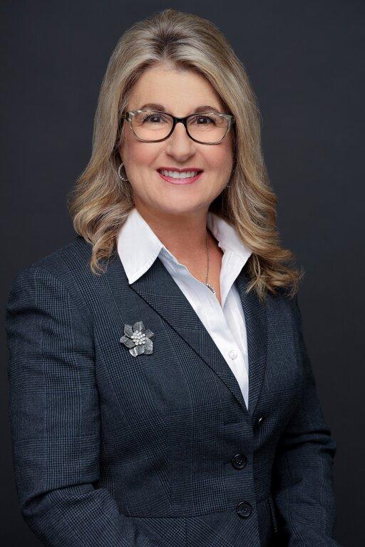 Merrill Lynch Financial Advisor Cherie Anderson