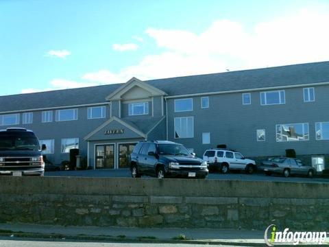 Tavern On the Harbor