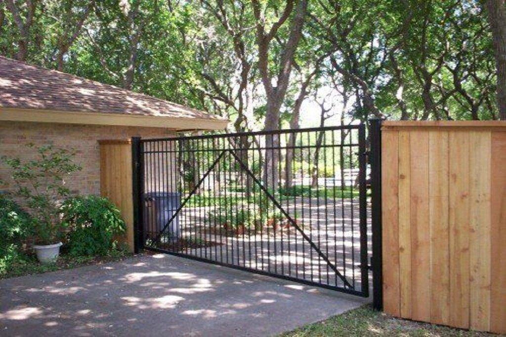 Alamo Fence Company of San Antonio