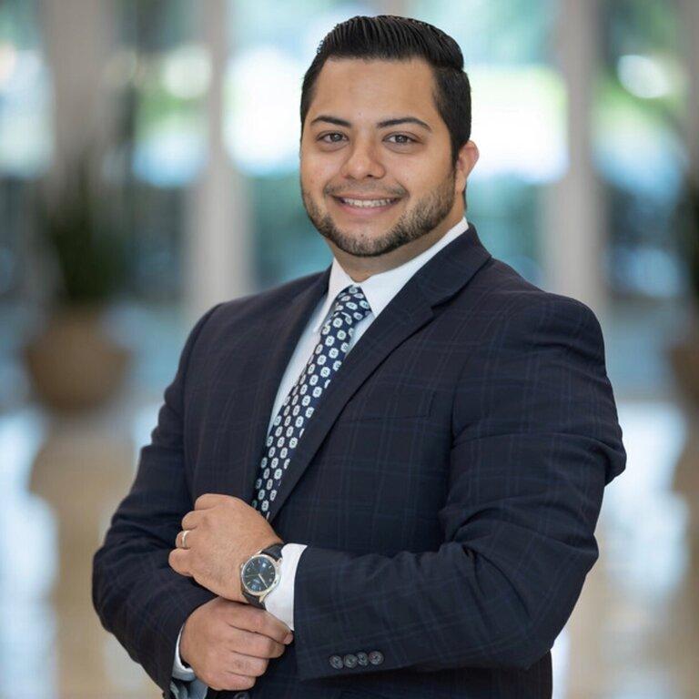 Merrill Lynch Financial Advisor Eleazar Ayala