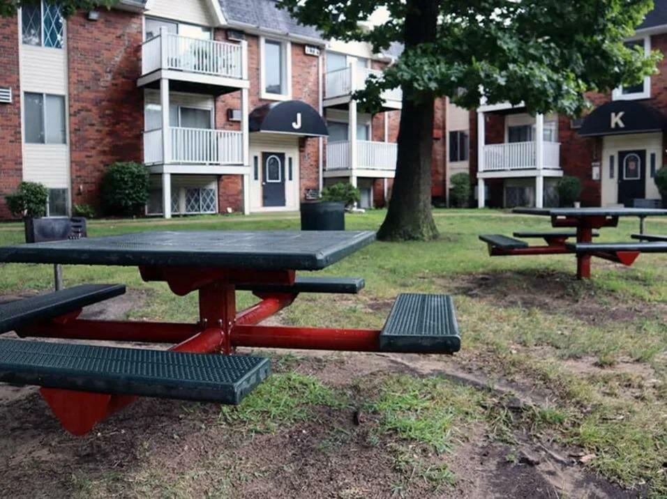 Sunnydale Estates Apartments