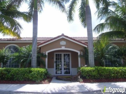 Pembroke Park Apartments