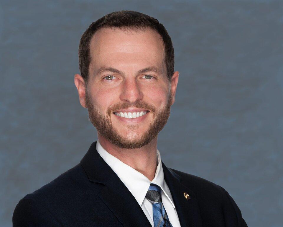 Merrill Lynch Financial Advisor Mason McKown