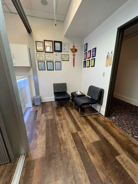 Mae's Acupressure Massage & Acupuncture