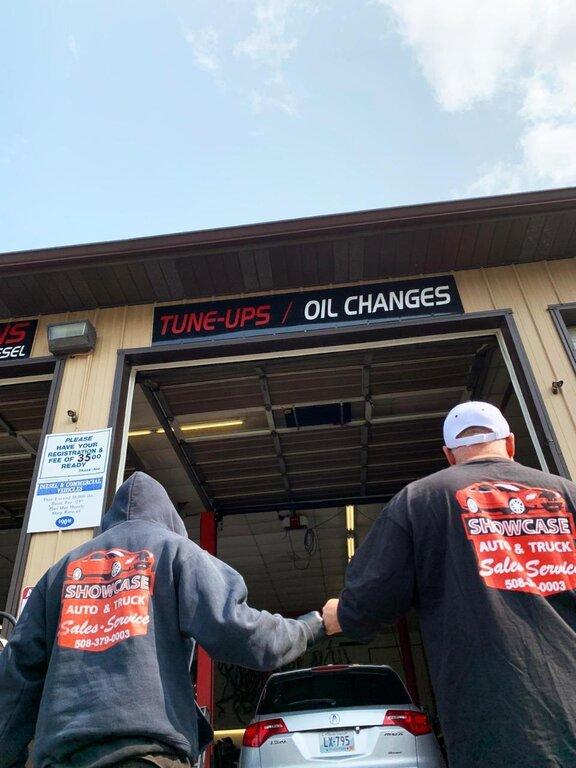 Showcase Auto and Truck-Collision