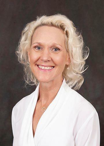 Kristen J Hansen-Peterman, MD