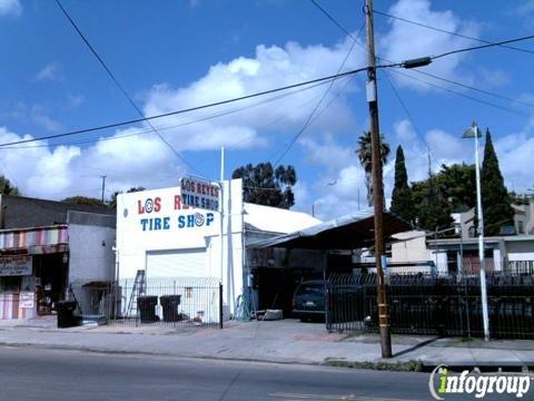 Brother's Luna Tire Shop