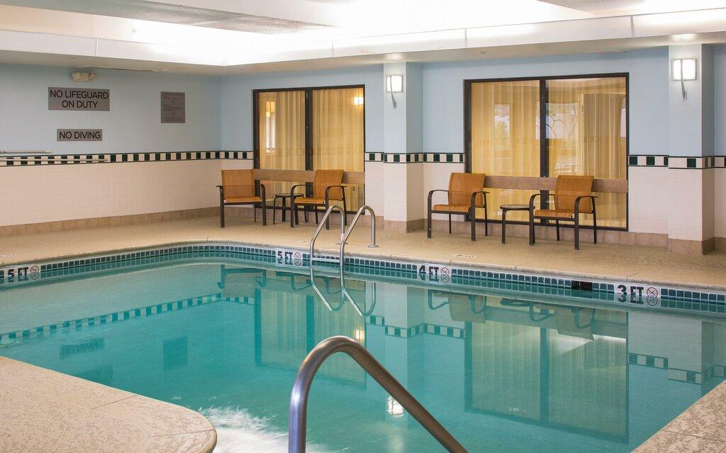 Courtyard By Marriott Baton Rouge South