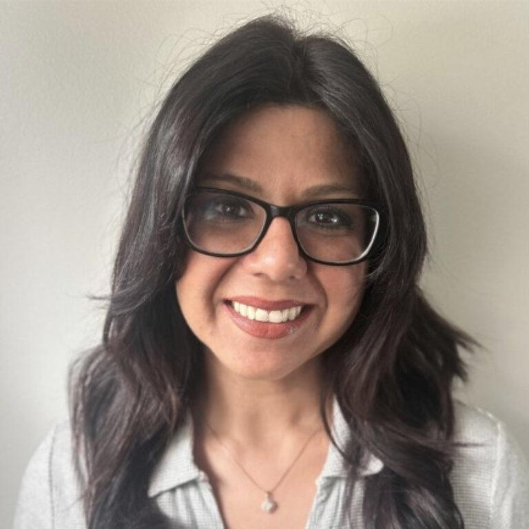 Jessica Tsougranis, Counselor