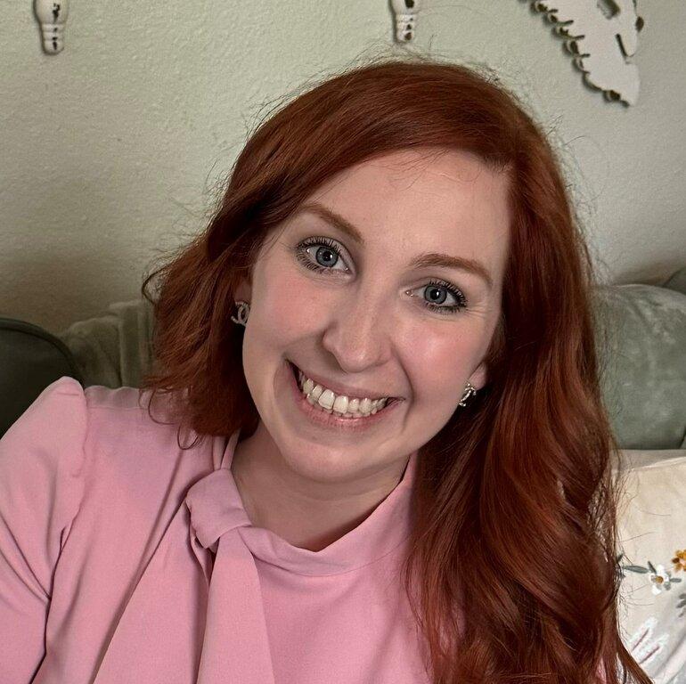 Merrill Lynch Financial Advisor Rebecca De Anda Licona