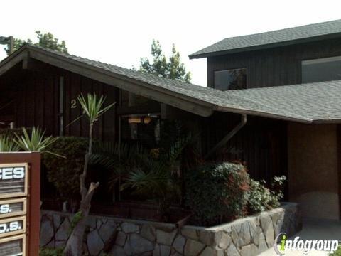 Forrest J Stowells, DDS