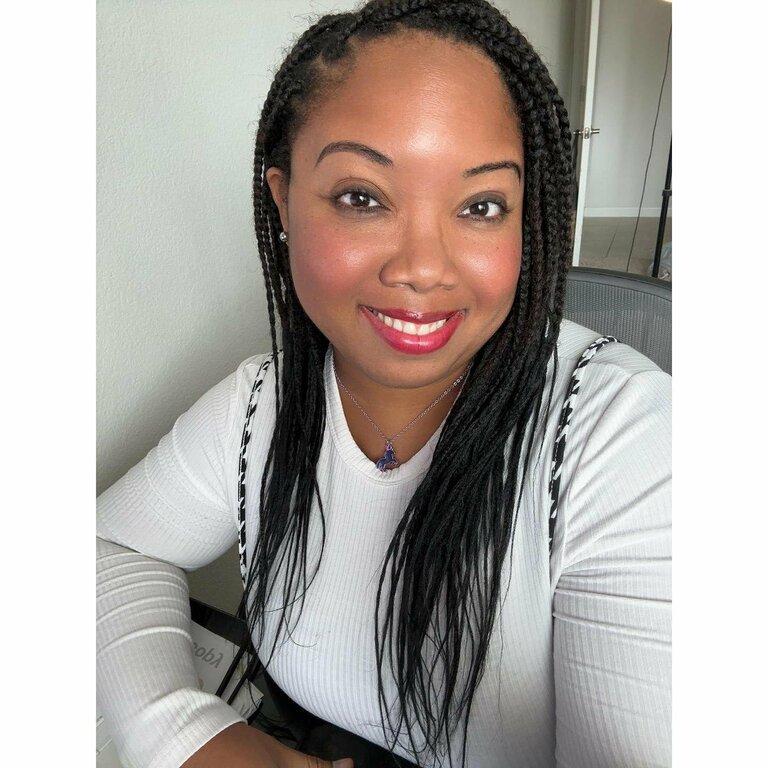 Desie Horton-Intuit Turbotax Verified Pro