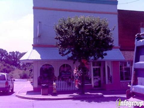 Judy's Flower Basket