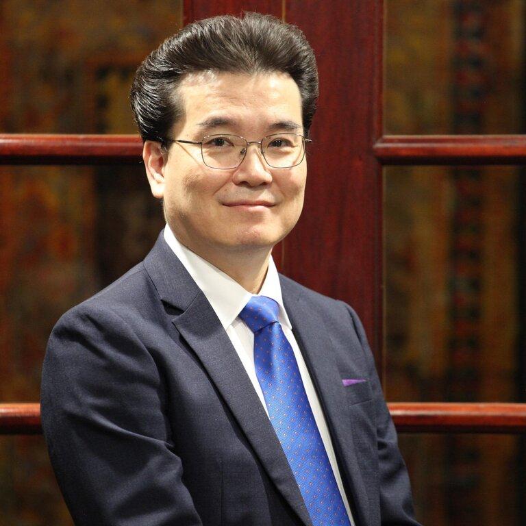 Merrill Lynch Financial Advisor Byung Kim