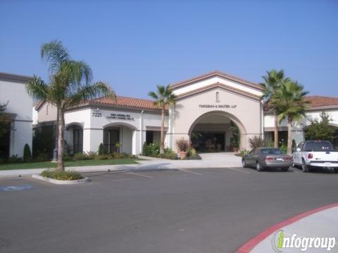 Clayton T Kodama, DDS