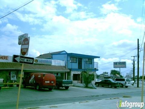 Rib House B Q Restaurant